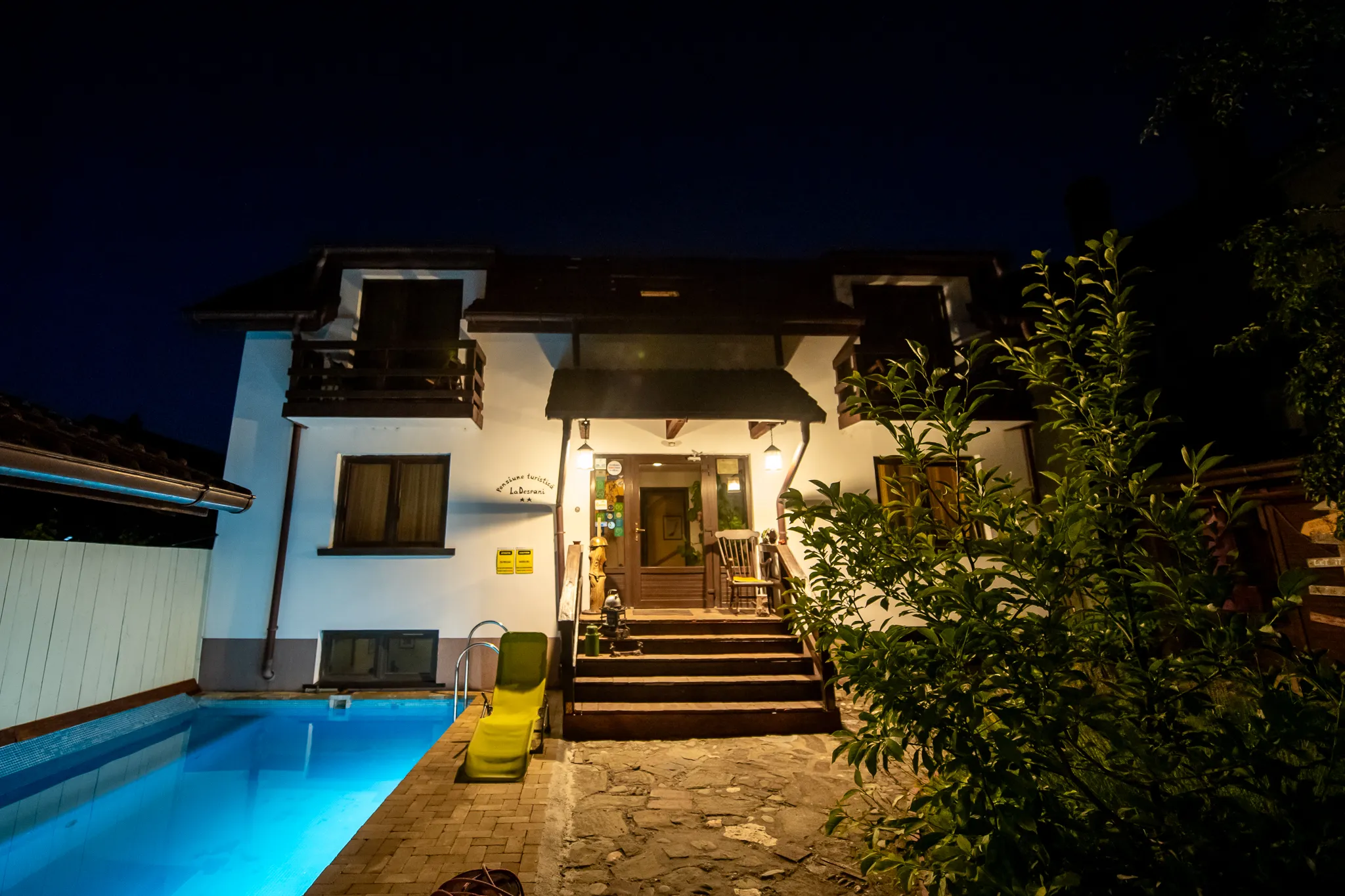 LaDespani Guesthouse Brasov — photo 4 of our rooms, garden and facilities