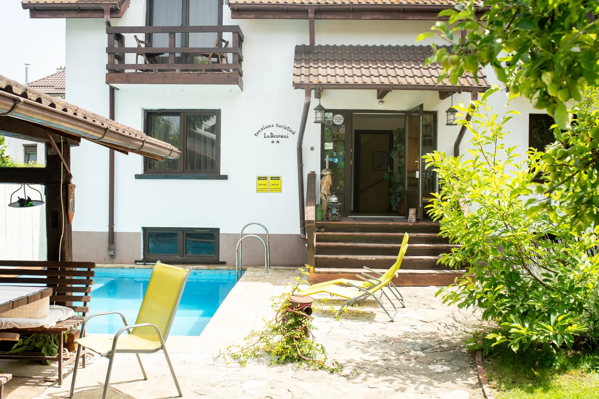 LaDespani Guesthouse Brasov — photo 47 of our rooms, garden and facilities
