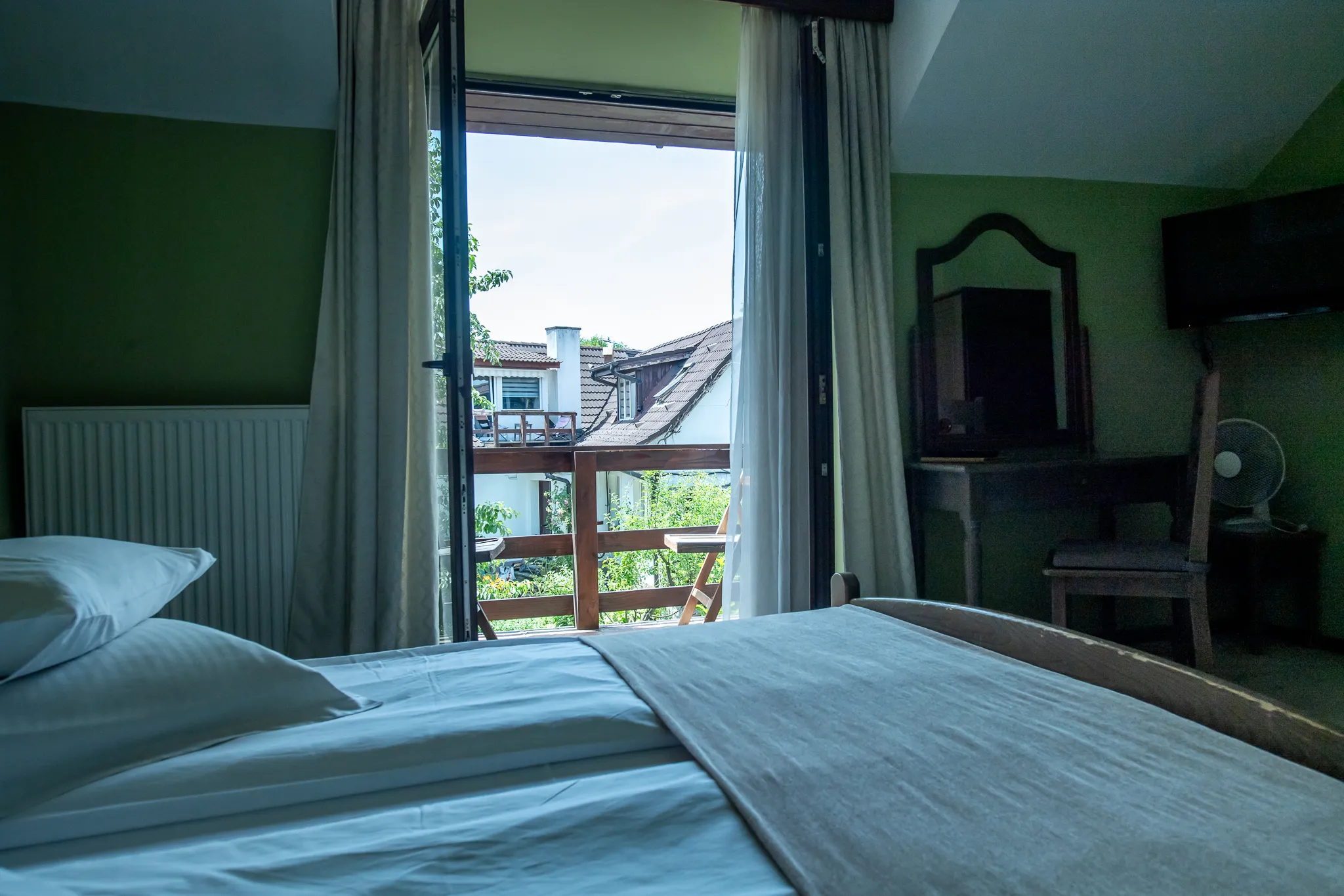 Cameră cu balcon 2 — 3/4